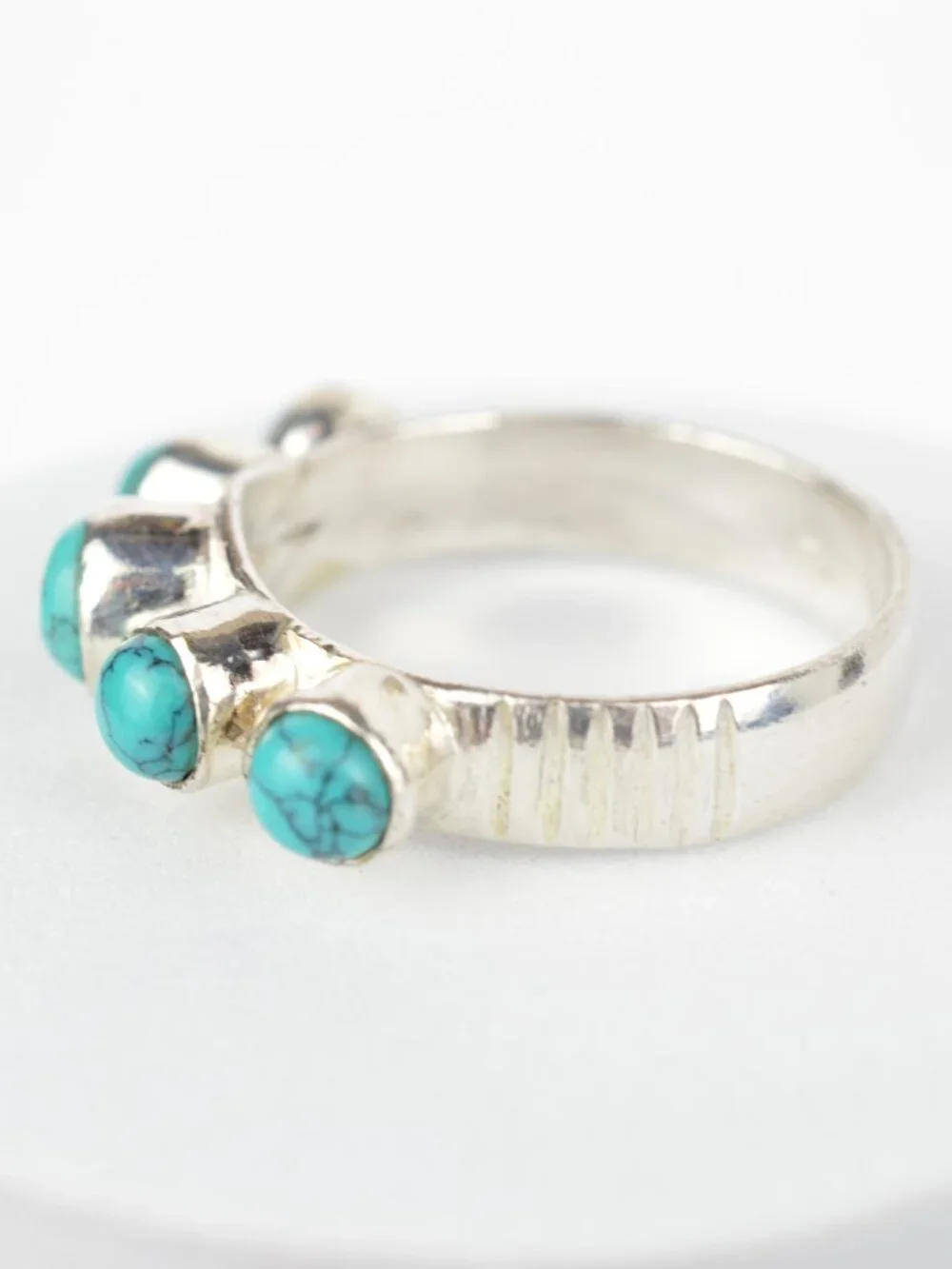 925 Sterling Silver Turquoise Ring 5-Stone Handmade Artisan Band Size 7.75, 3.8g